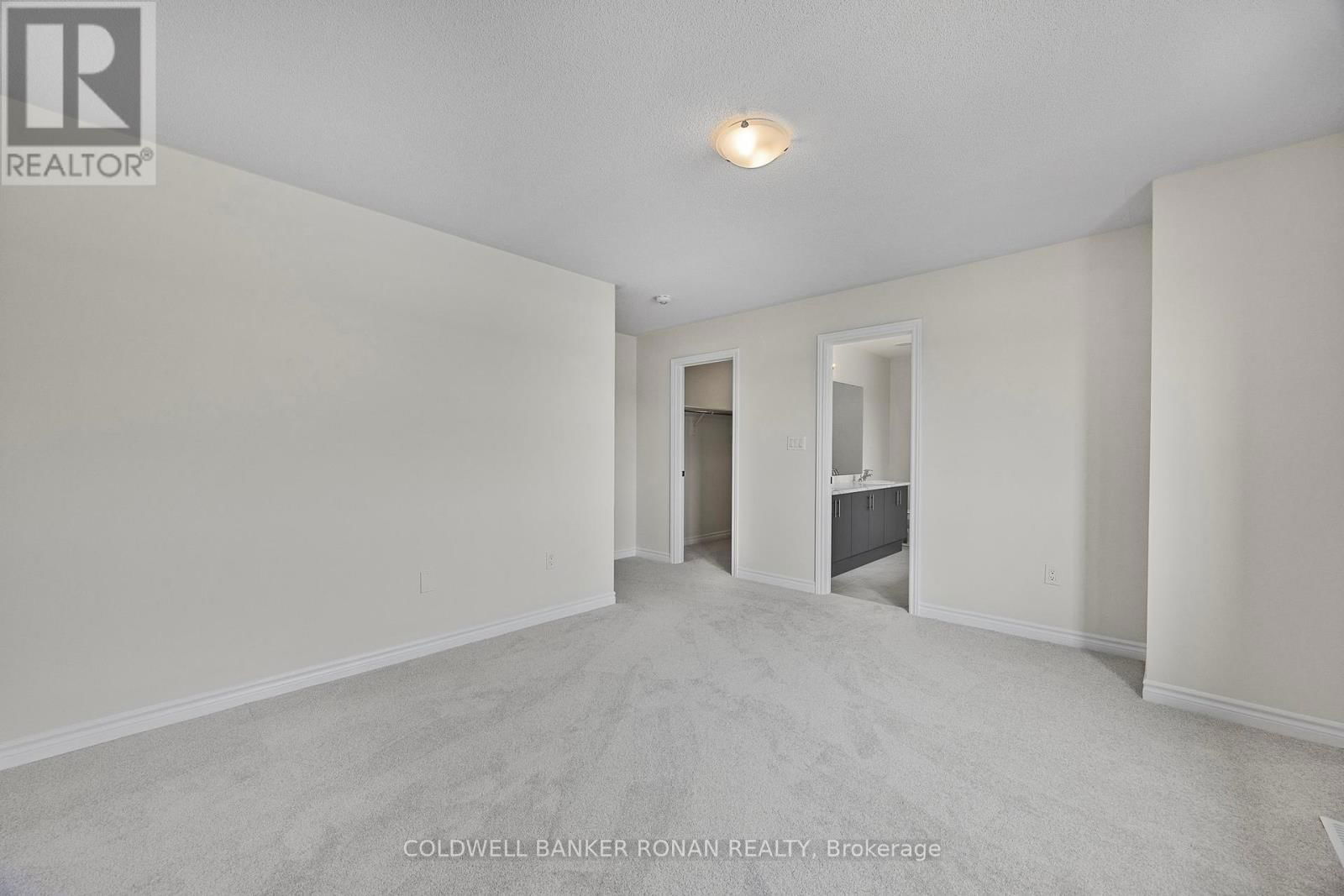 23 FENN CRESCENT Image 31