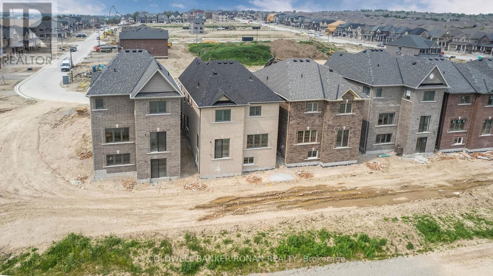 23 FENN CRESCENT Image 43