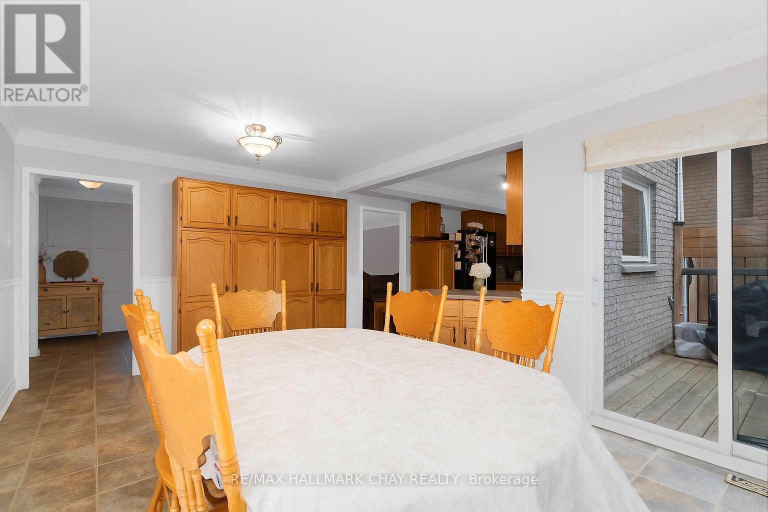 65 IMPERIAL CRESCENT Image 10