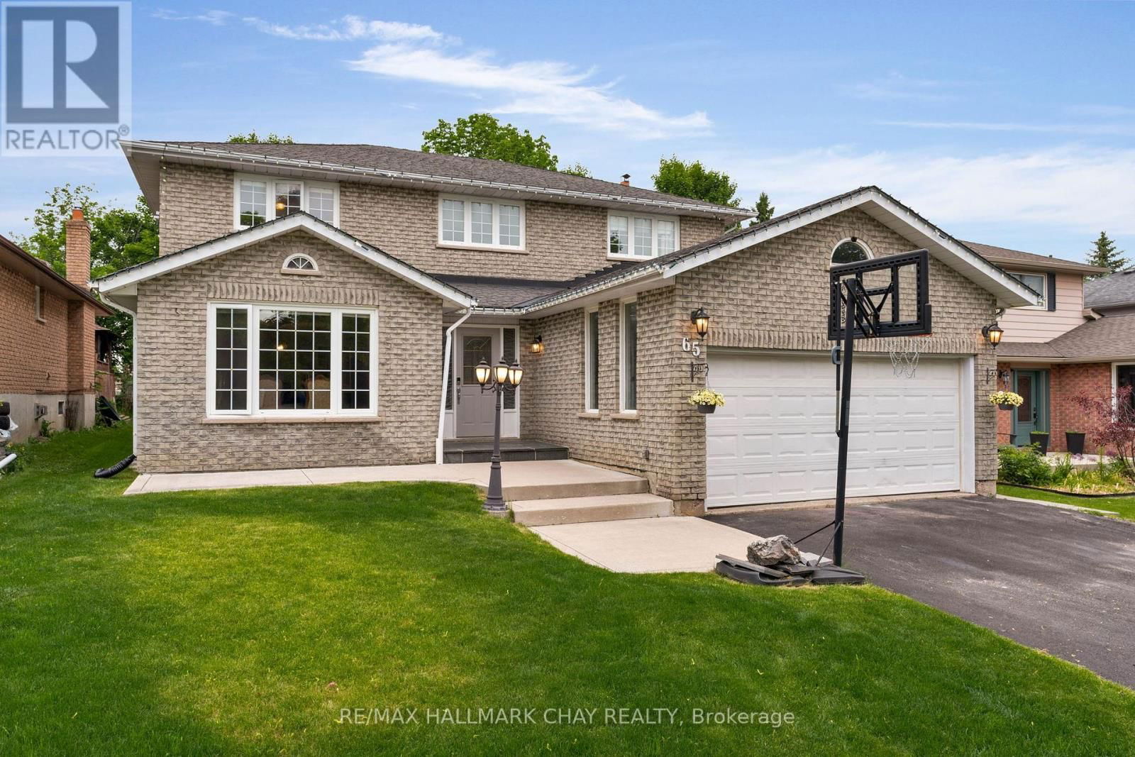 65 IMPERIAL CRESCENT Image 3