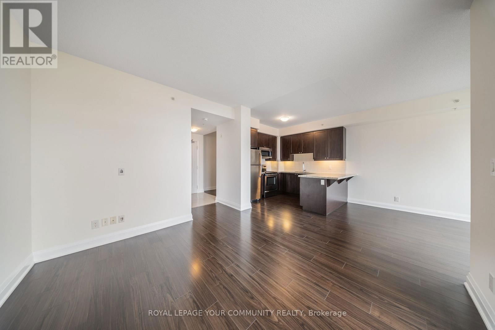 315 - 24 WOODSTREAM BOULEVARD Image 11