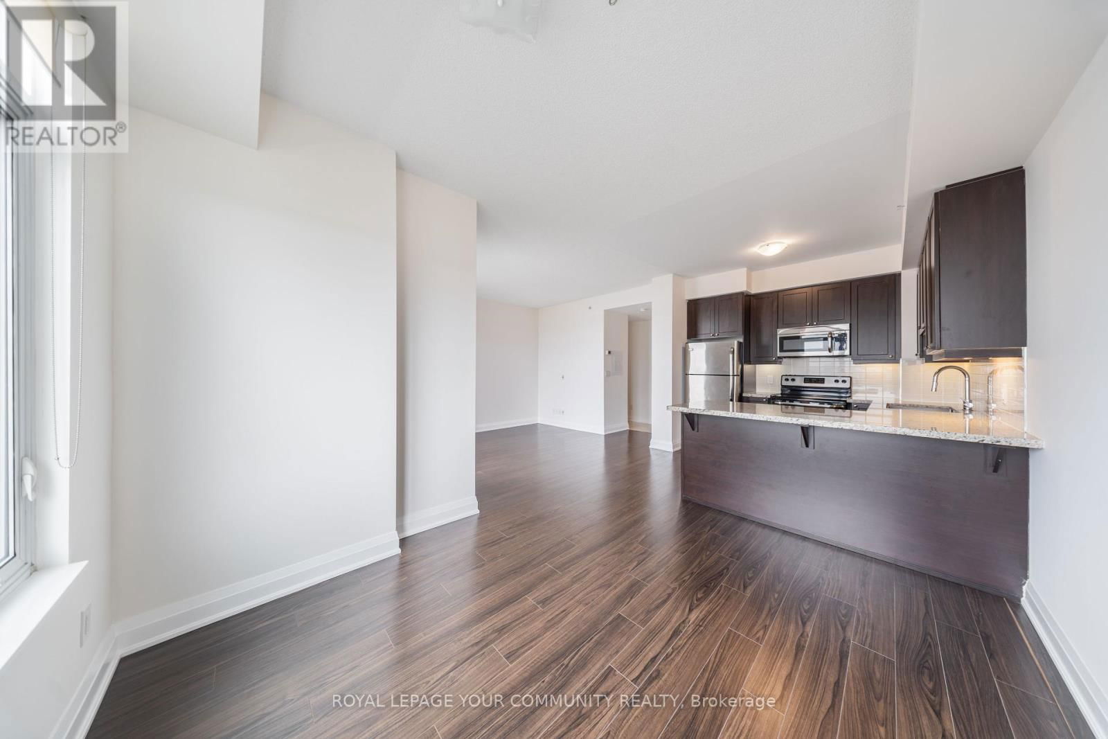 315 - 24 WOODSTREAM BOULEVARD Image 20