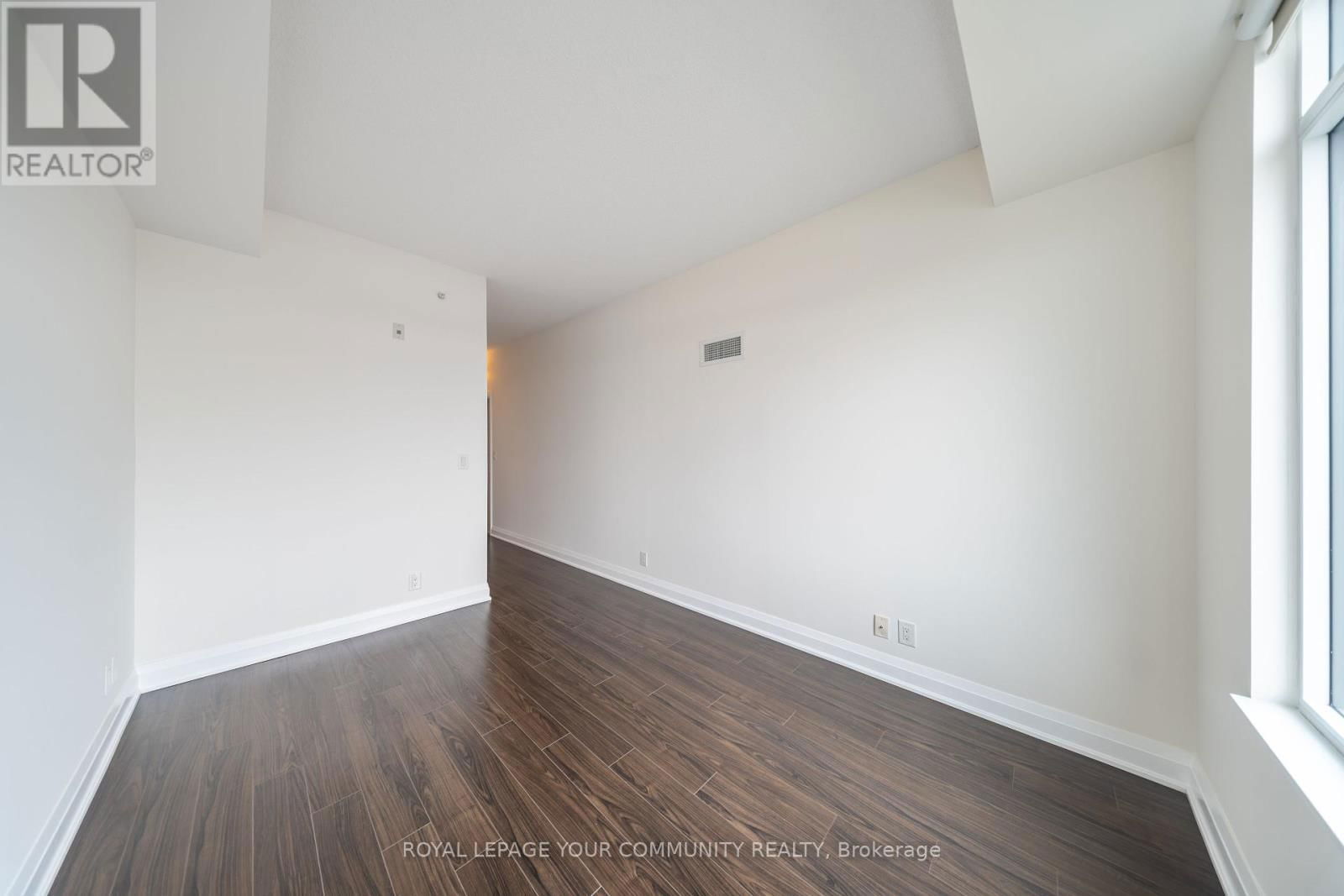 315 - 24 WOODSTREAM BOULEVARD Image 24