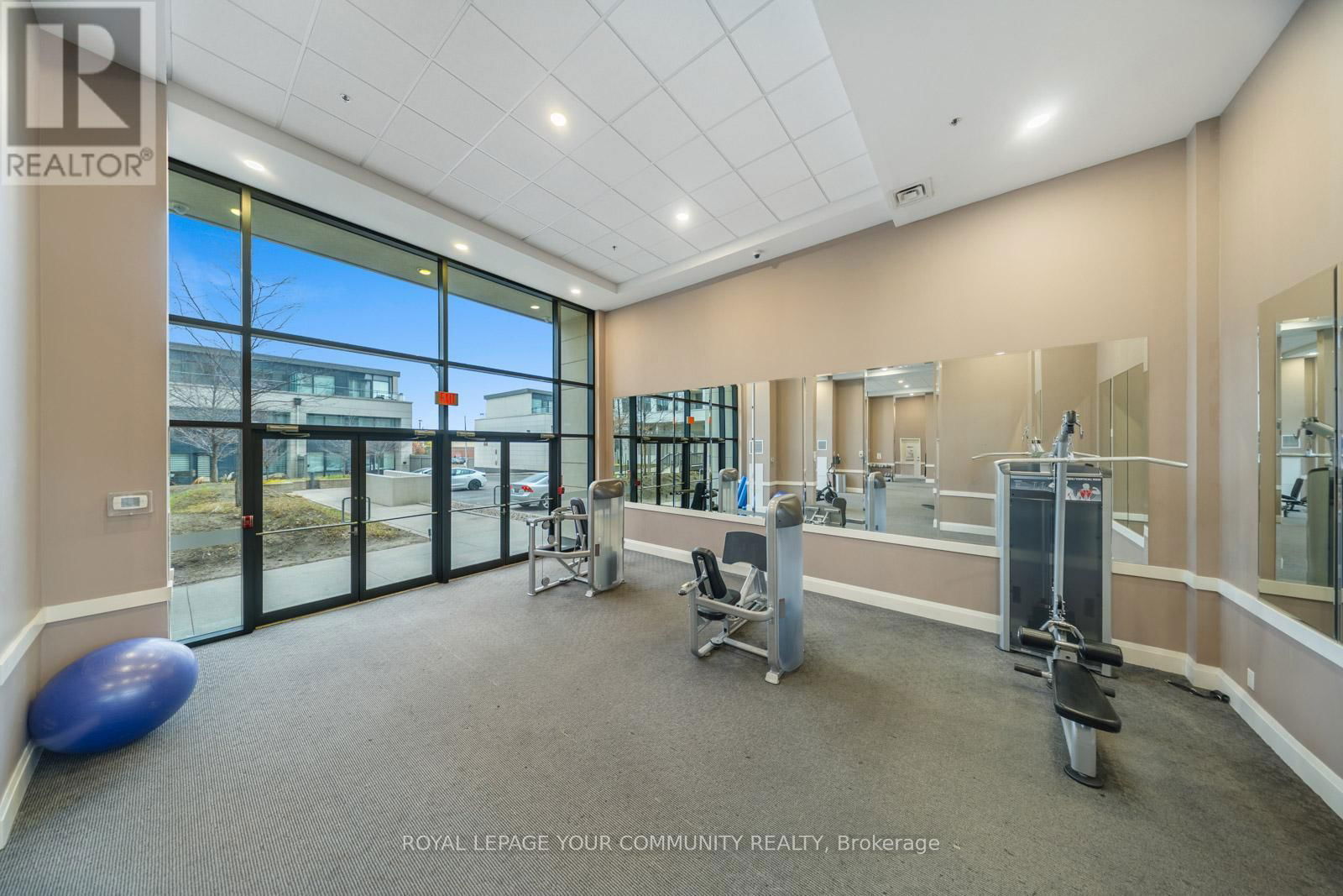 315 - 24 WOODSTREAM BOULEVARD Image 33