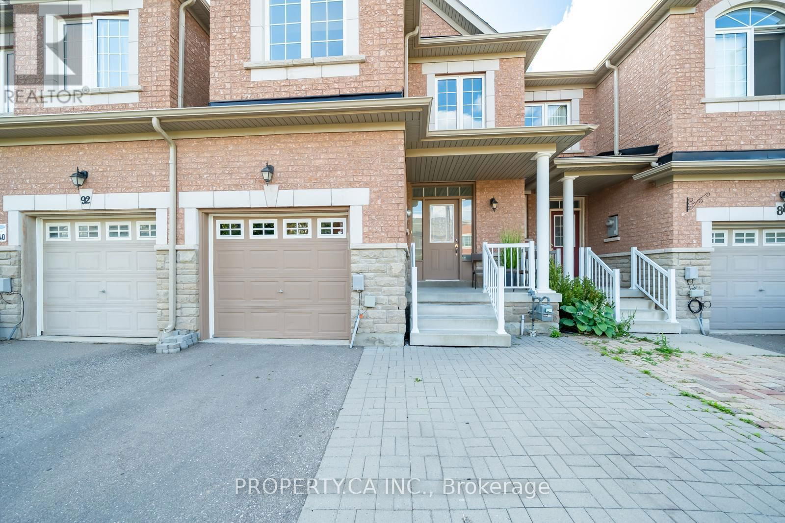 90 COLLIN COURT Image 1