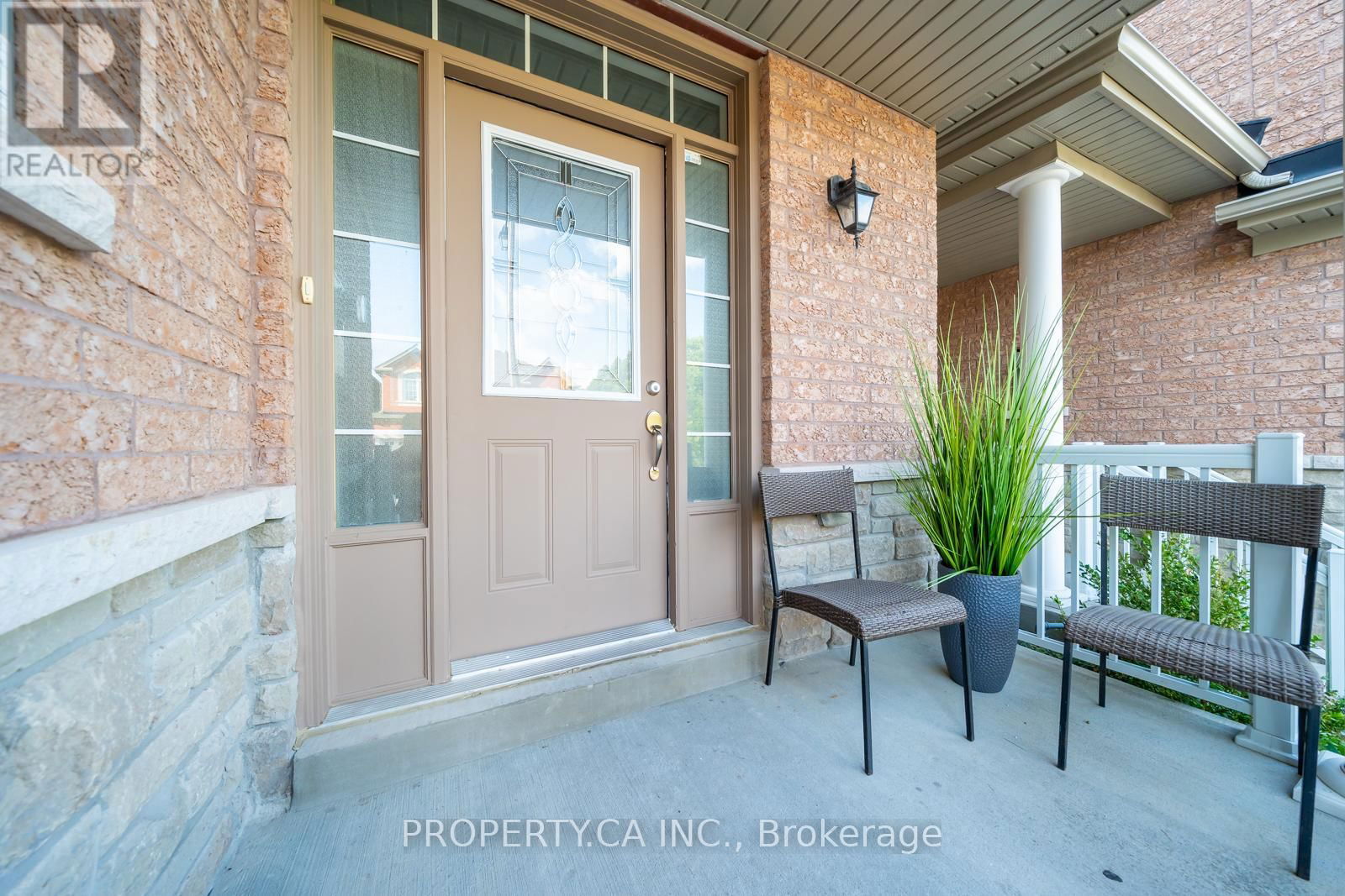 90 COLLIN COURT Image 3