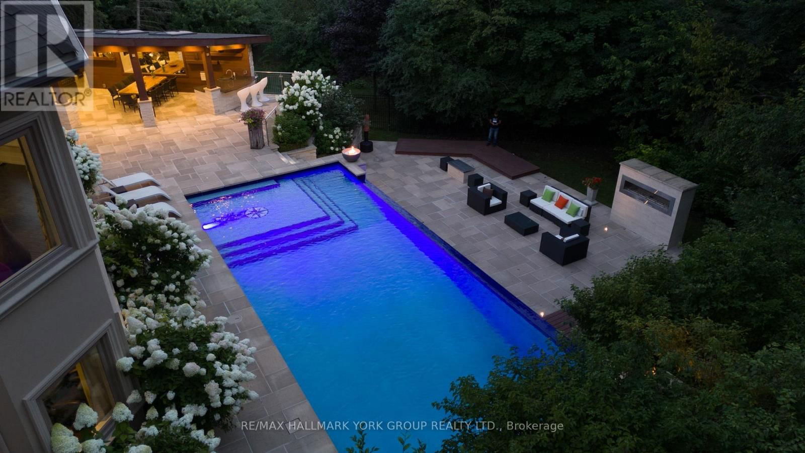24 DEW DROP COURT Image 31