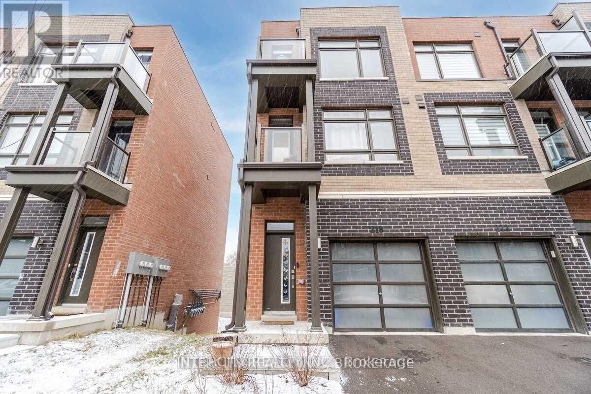 218 DALHOUSIE STREET Image 1