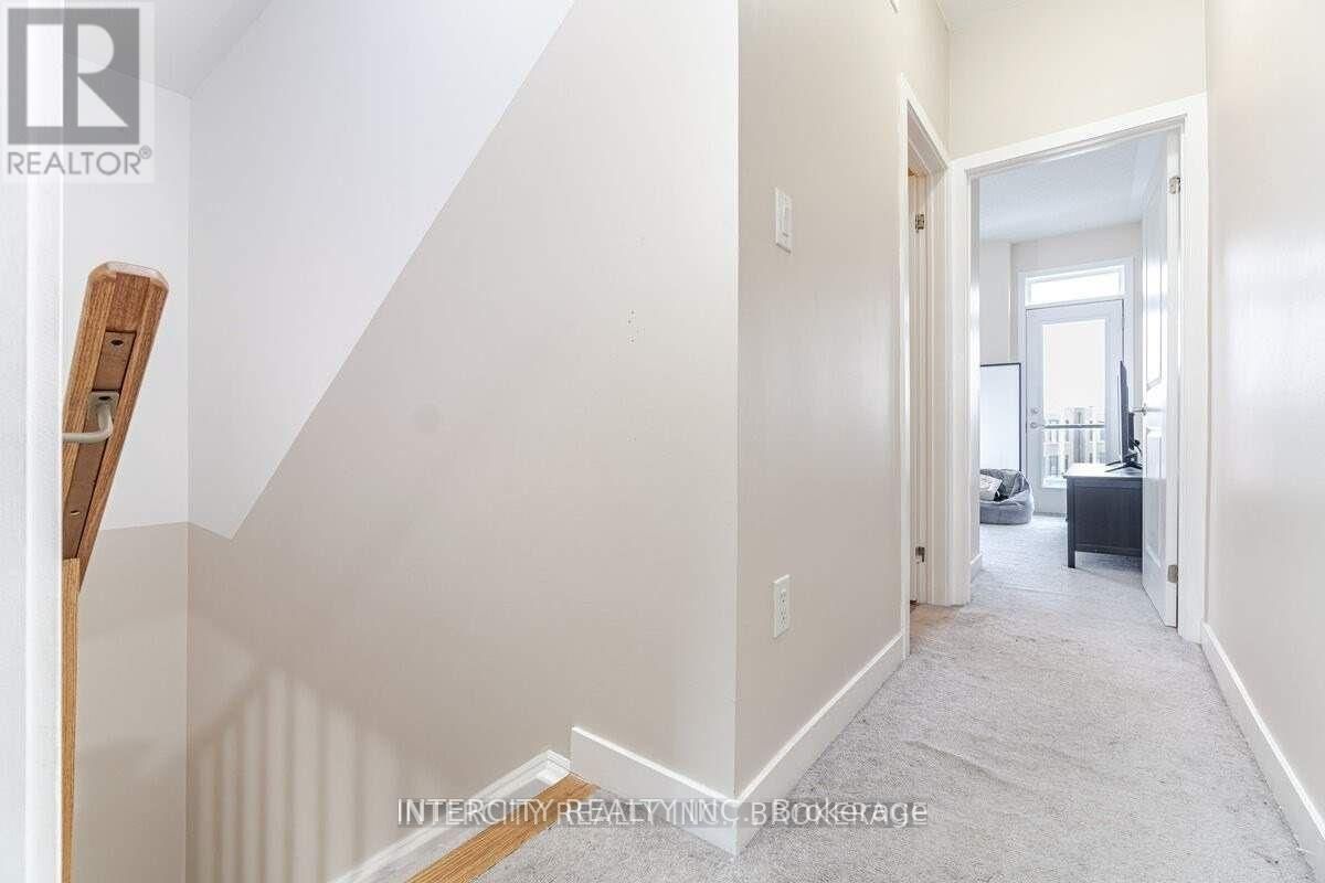 218 DALHOUSIE STREET Image 10