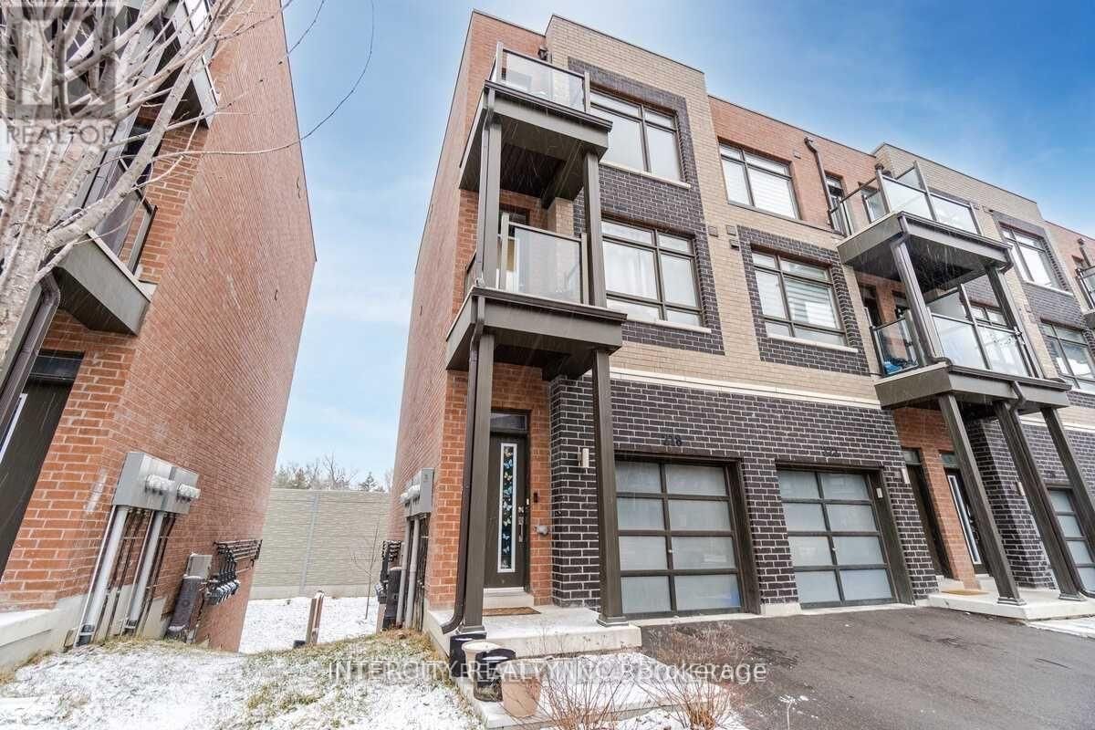 218 DALHOUSIE STREET Image 13