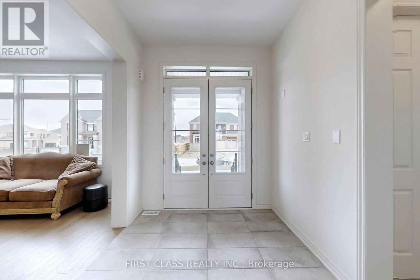 61 MARIGOLD BOULEVARD Image 2