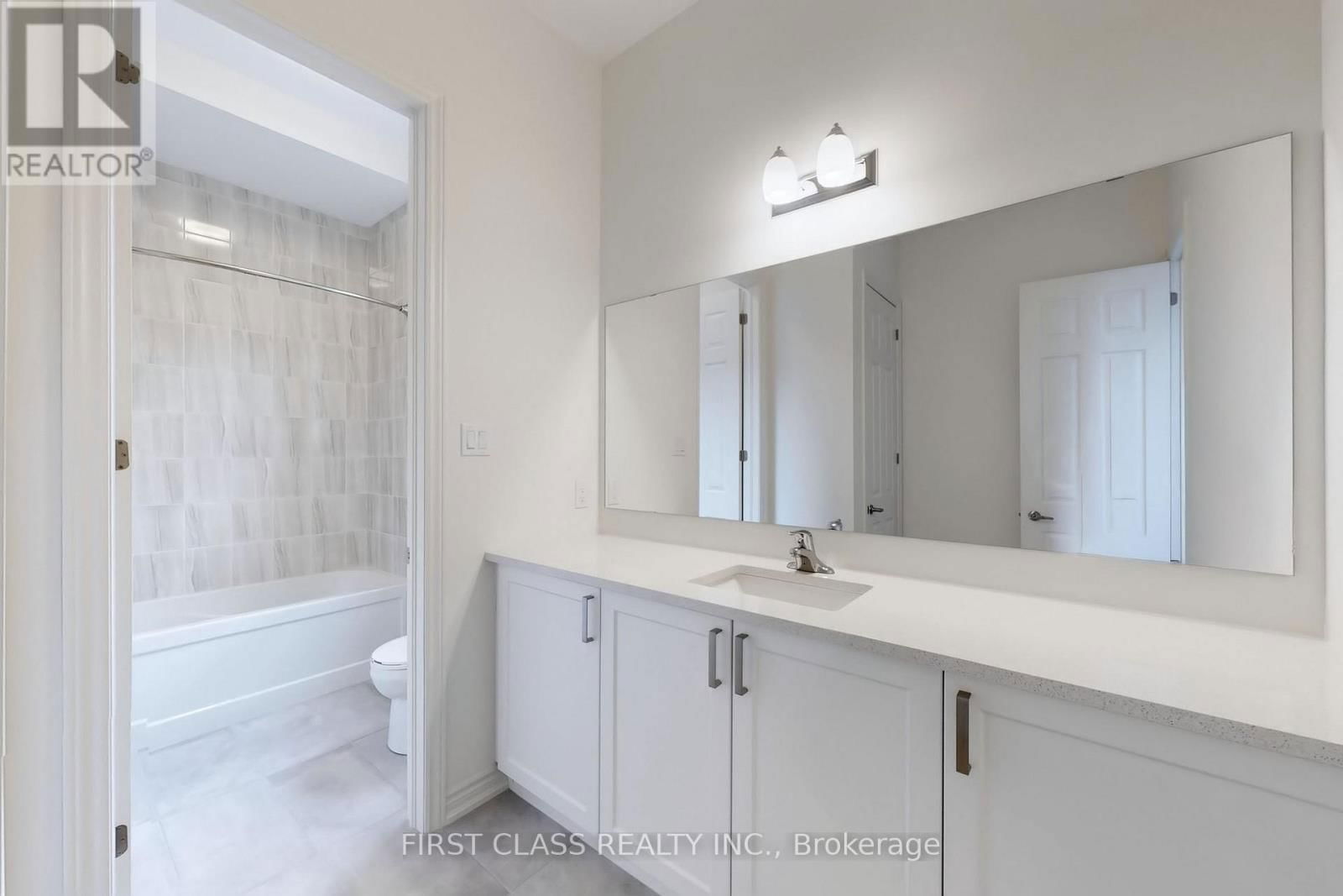 61 MARIGOLD BOULEVARD Image 26