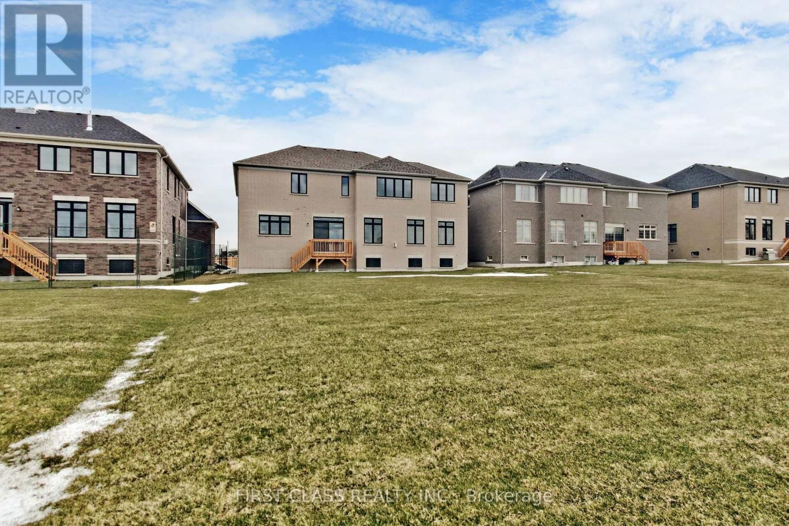 61 MARIGOLD BOULEVARD Image 34