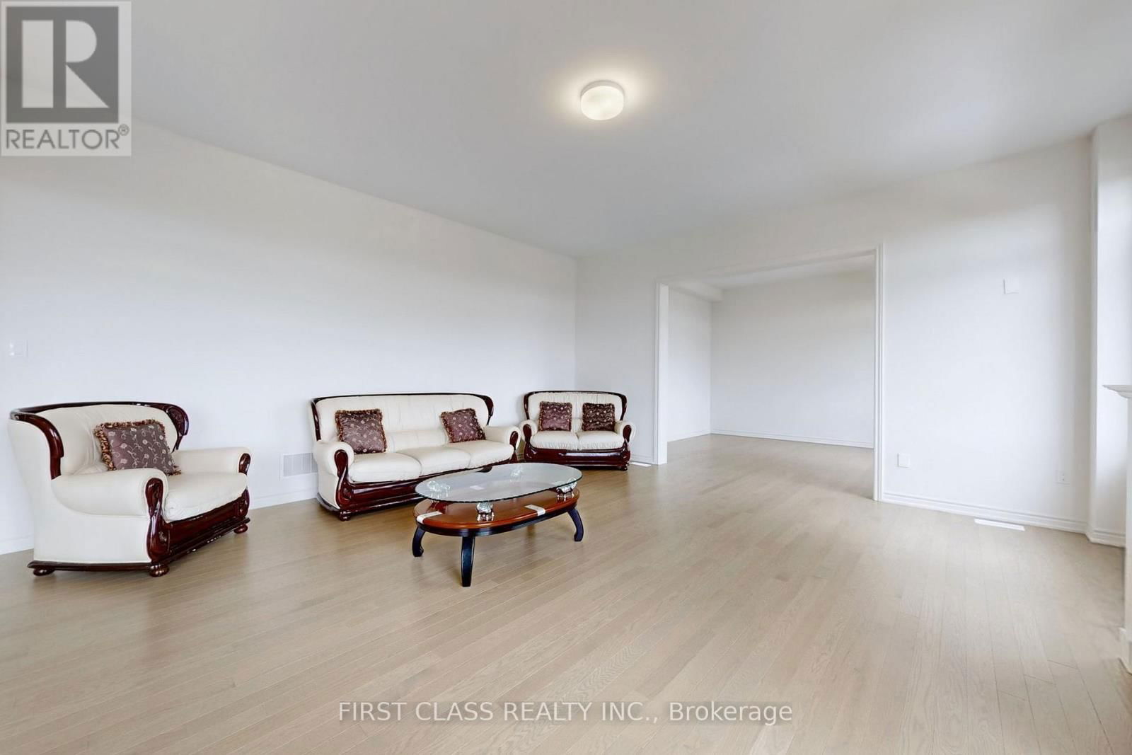 61 MARIGOLD BOULEVARD Image 7