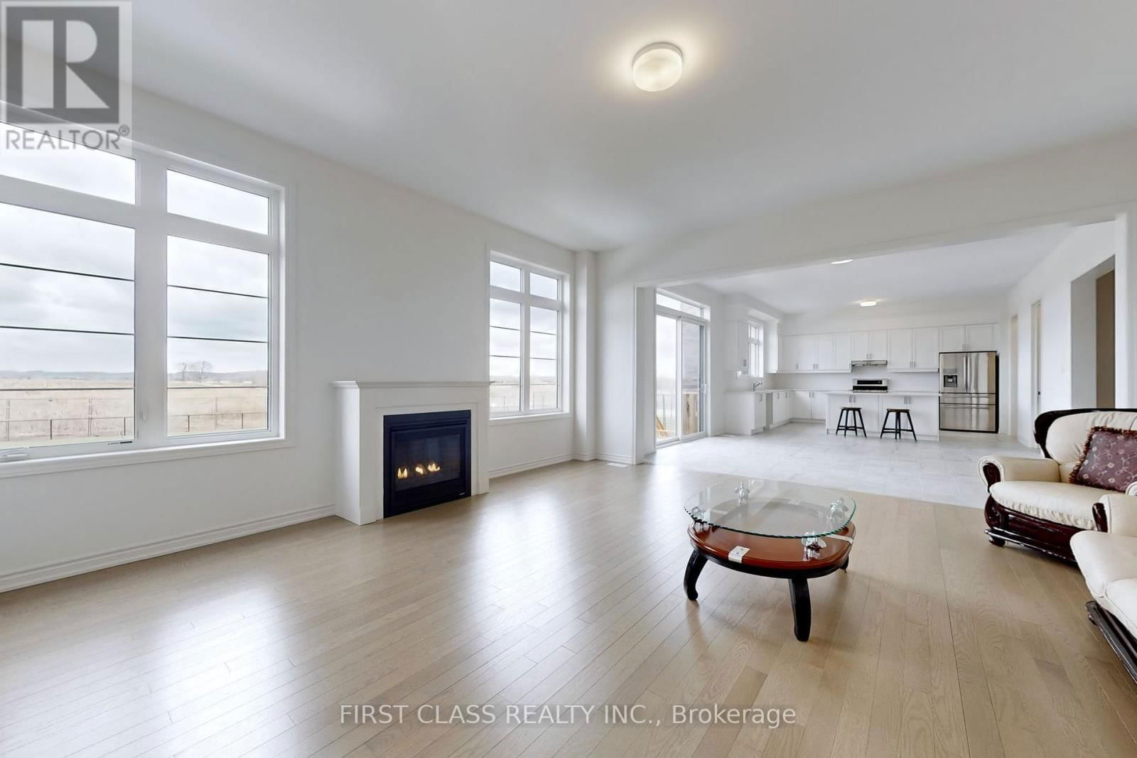 61 MARIGOLD BOULEVARD Image 9