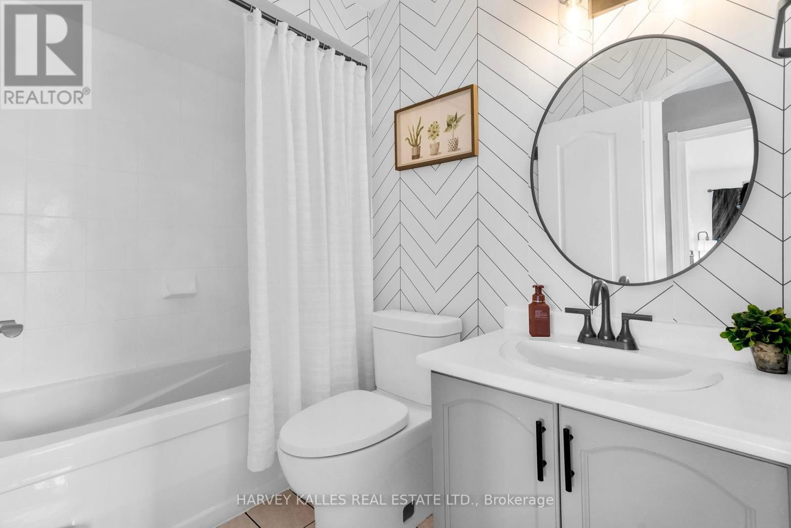 1 HIRST AVENUE Image 34
