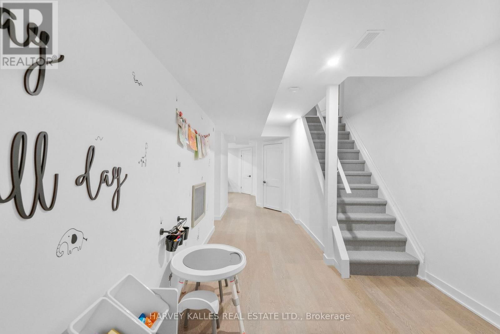1 HIRST AVENUE Image 36