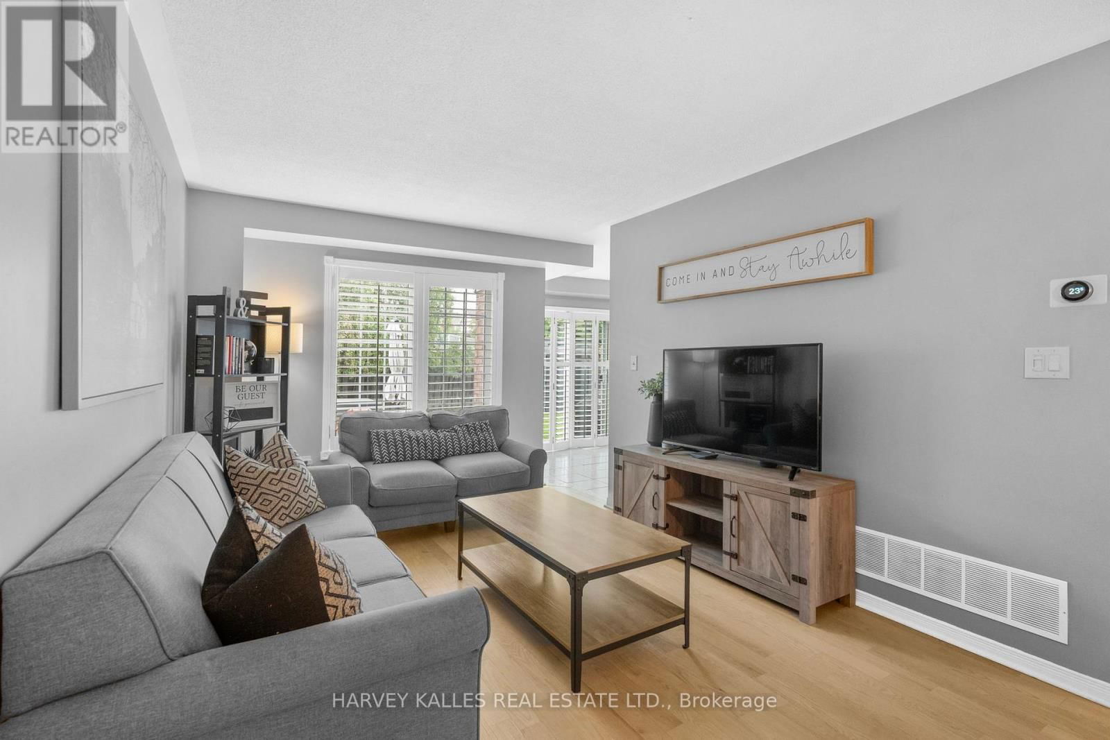 1 HIRST AVENUE Image 8