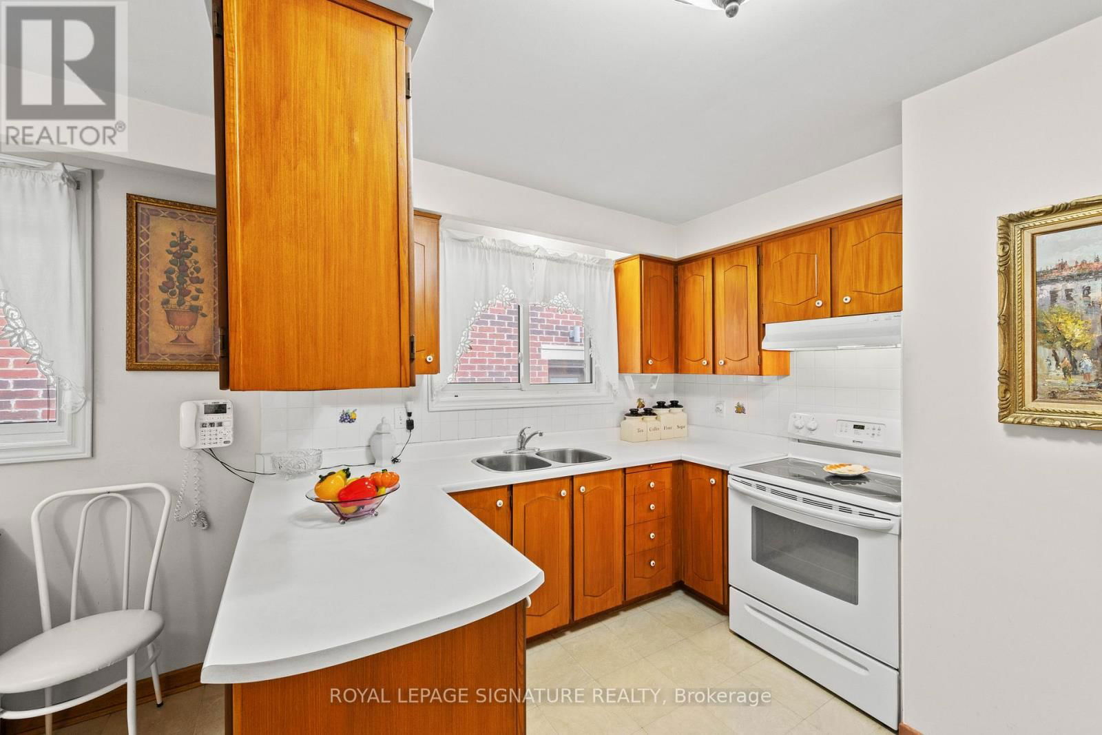 29 WOODVIEW ROAD Image 17