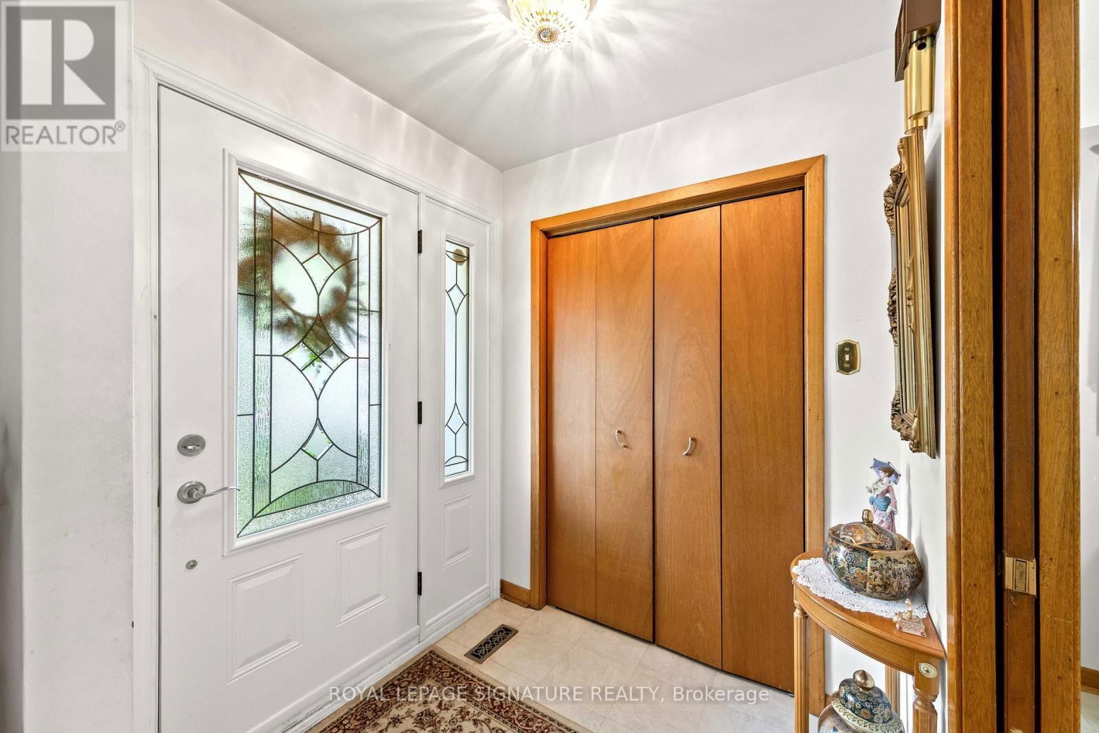 29 WOODVIEW ROAD Image 7