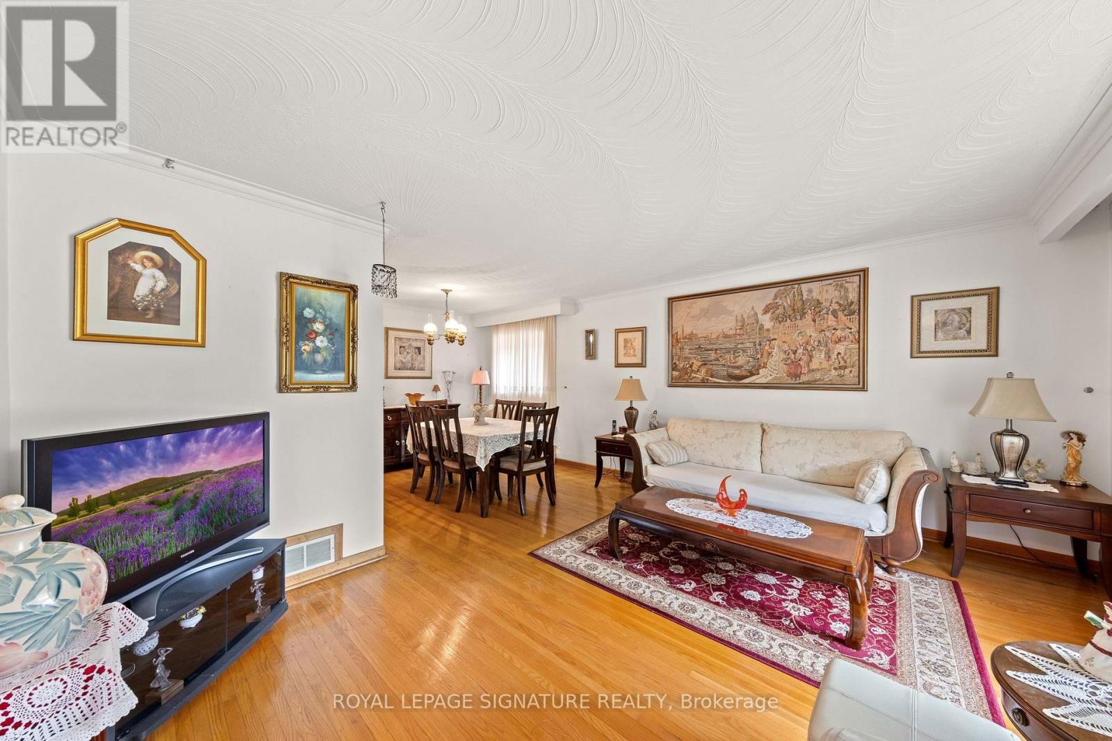 29 WOODVIEW ROAD Image 9