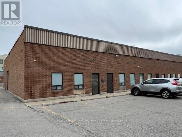 14 - 350 JOHN STREET Image 1