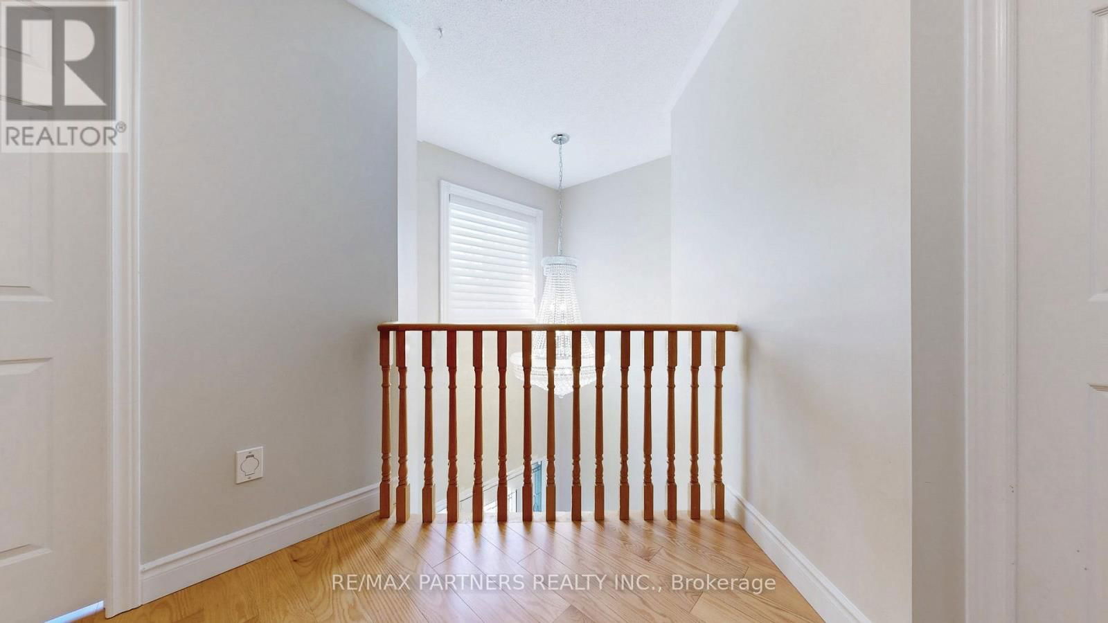 71 ALPINE CRESCENT Image 23