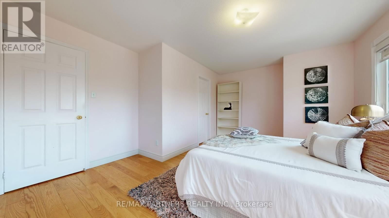 71 ALPINE CRESCENT Image 35
