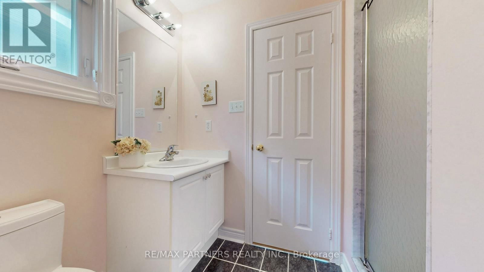 71 ALPINE CRESCENT Image 39