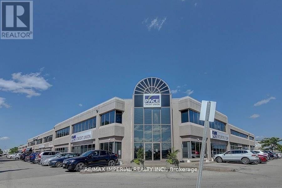 3 - 8111 JANE STREET Image 3