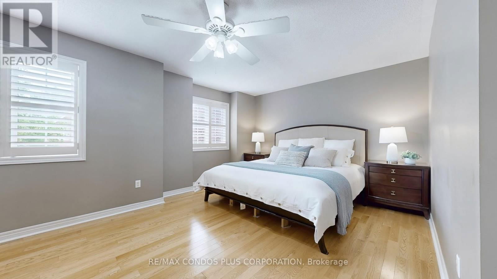 2 ROYAL CHAPIN CRESCENT Image 19