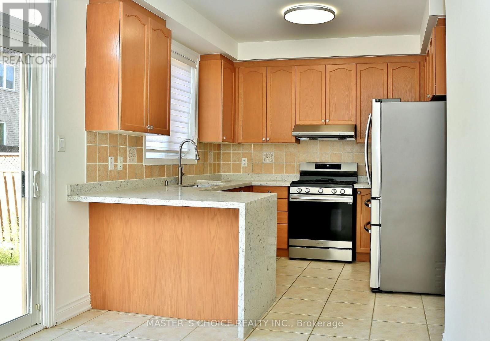 68 OAKFORD DRIVE Image 16