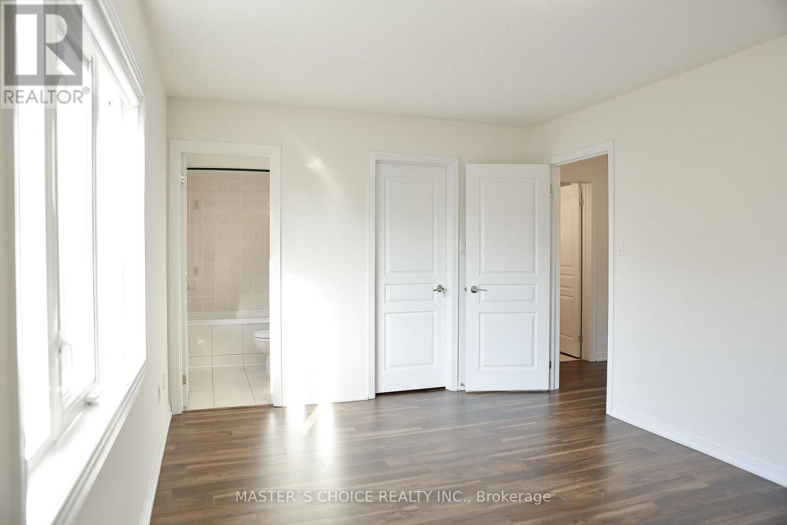 68 OAKFORD DRIVE Image 26