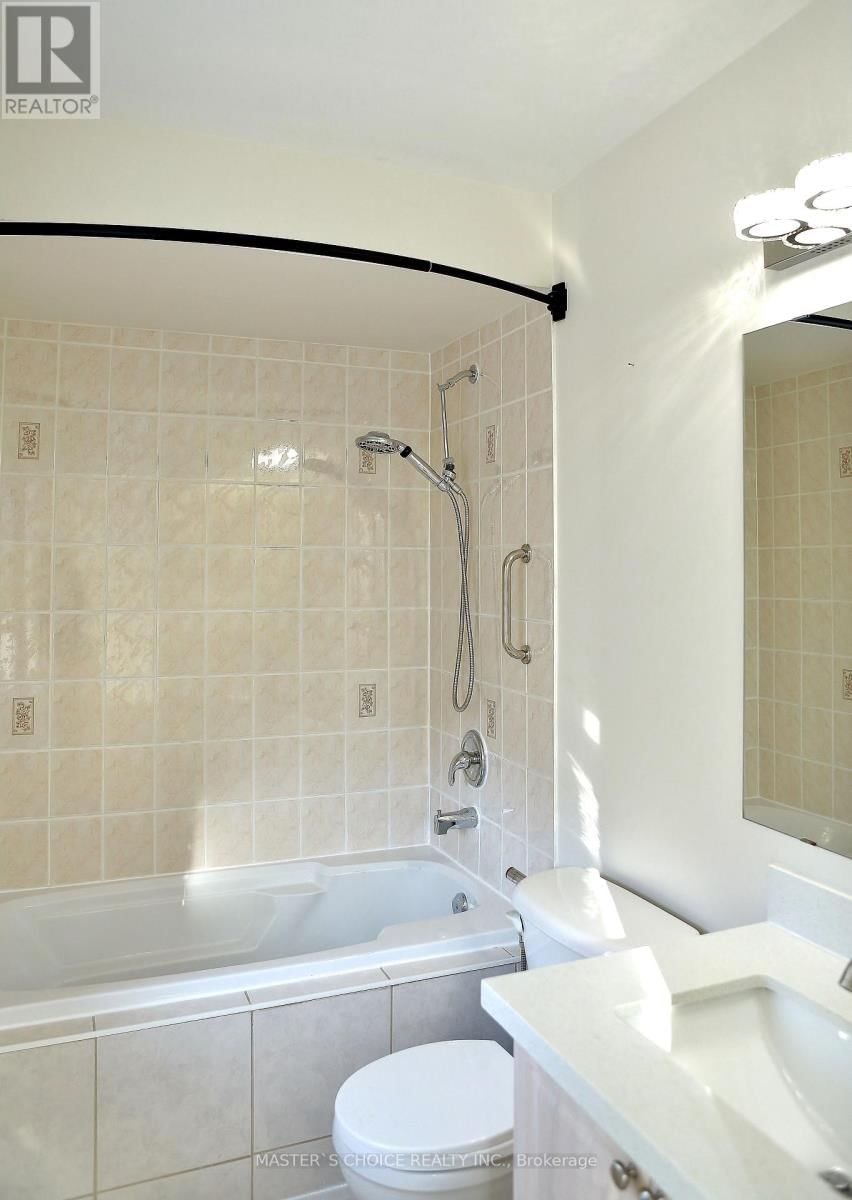 68 OAKFORD DRIVE Image 27