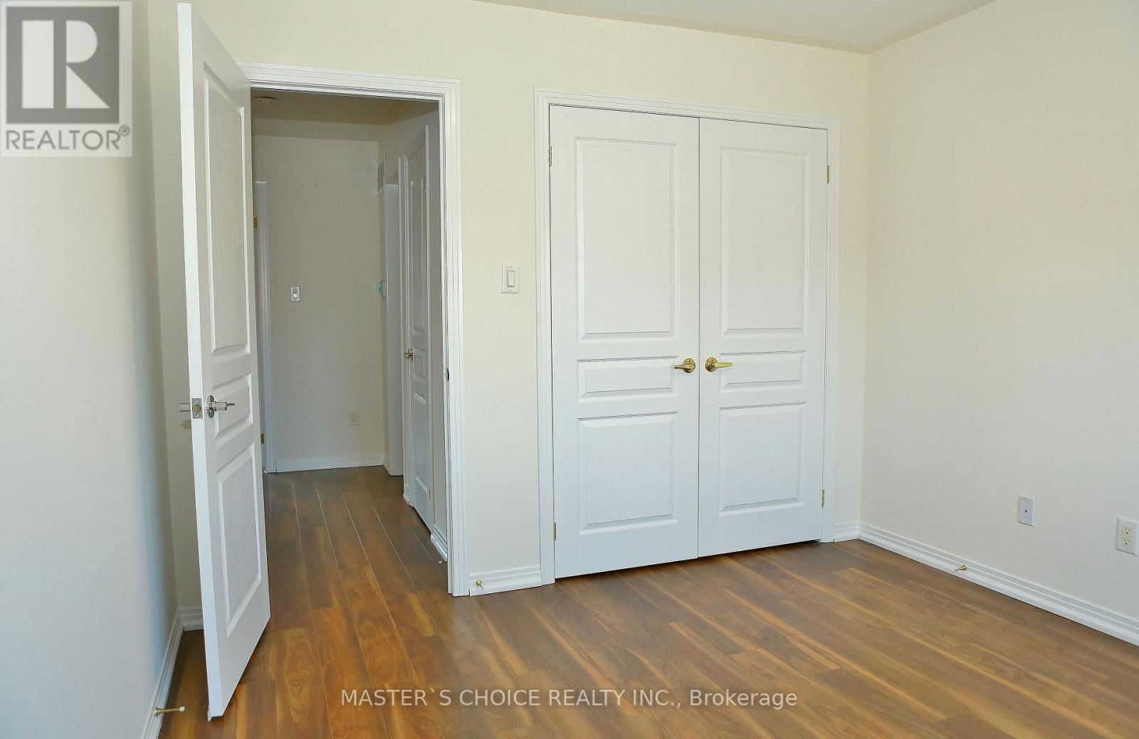 68 OAKFORD DRIVE Image 30