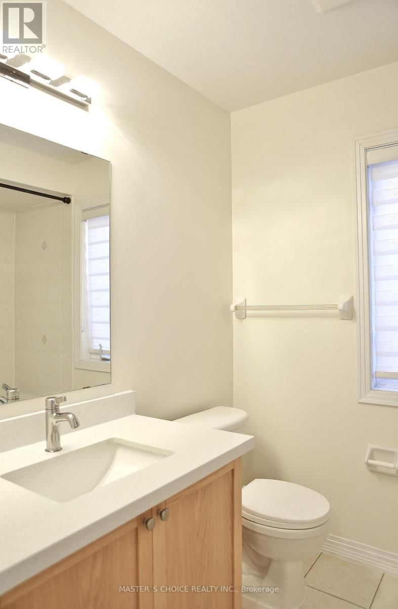 68 OAKFORD DRIVE Image 32