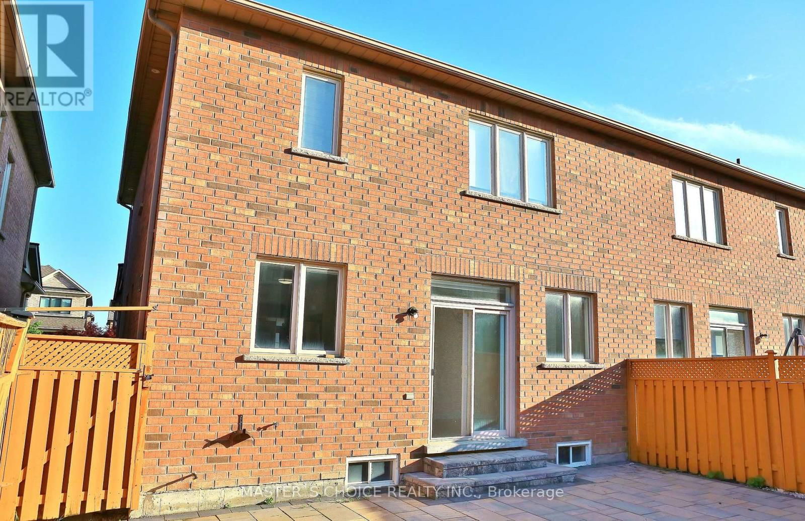 68 OAKFORD DRIVE Image 36