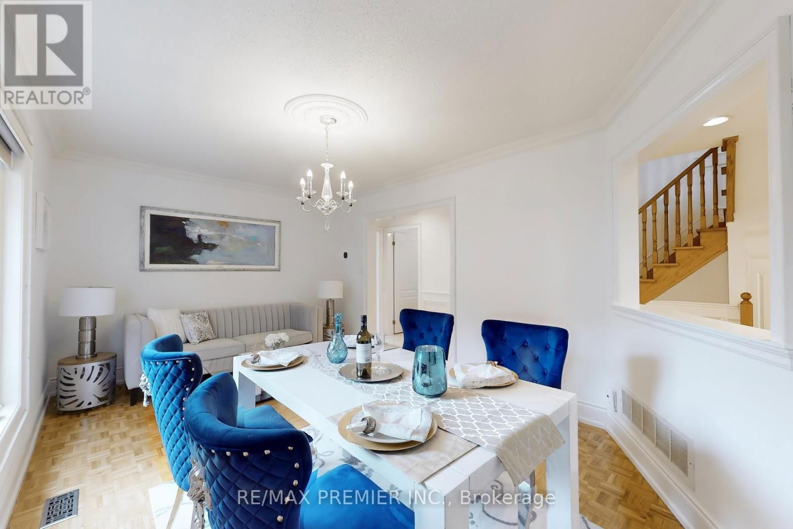 21 VILLANDRY CRESCENT Image 5