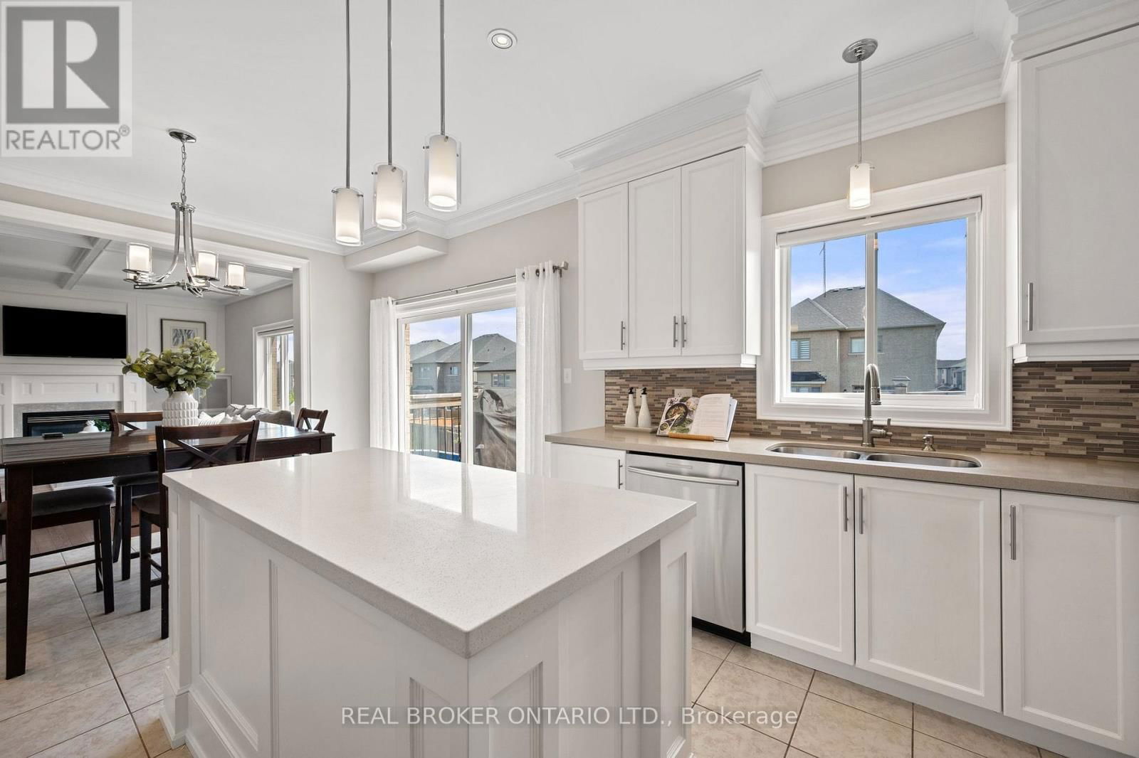 1399 KELLOUGH STREET Image 15