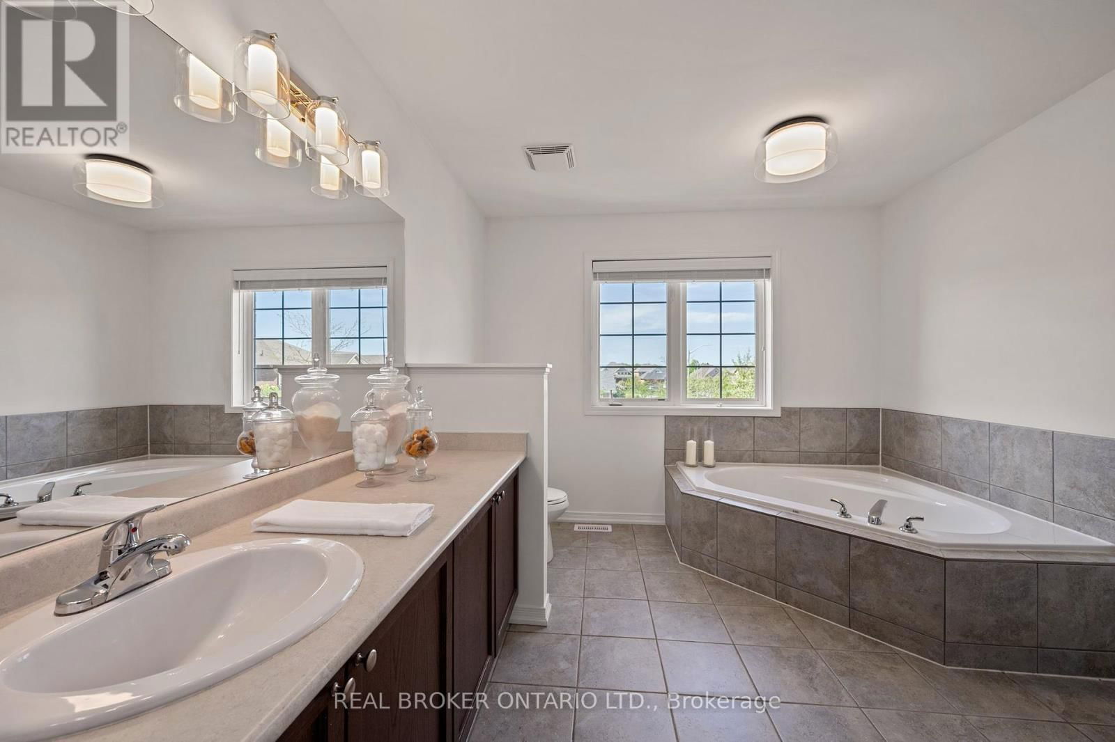 1399 KELLOUGH STREET Image 21