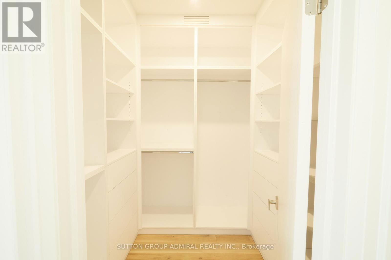 18 DIREZZE COURT Image 16