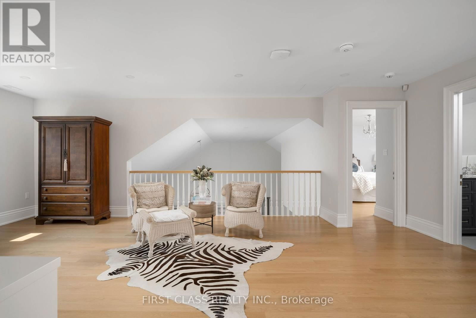 2 VANVALLEY DRIVE Image 20