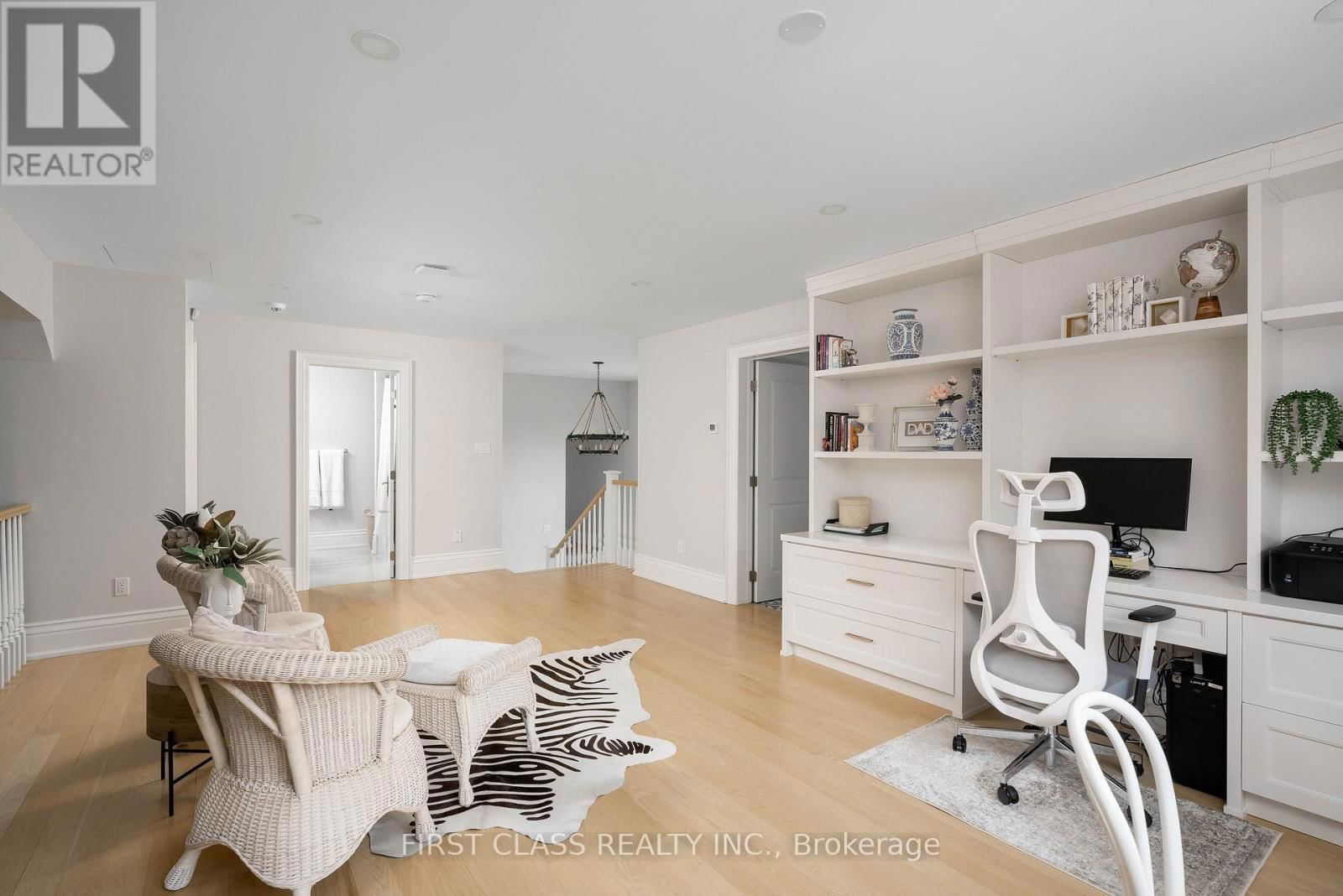 2 VANVALLEY DRIVE Image 21