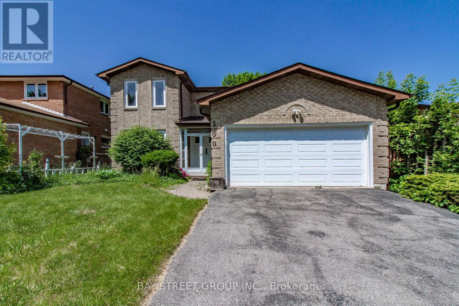 300 FINCHAM AVENUE Image 1