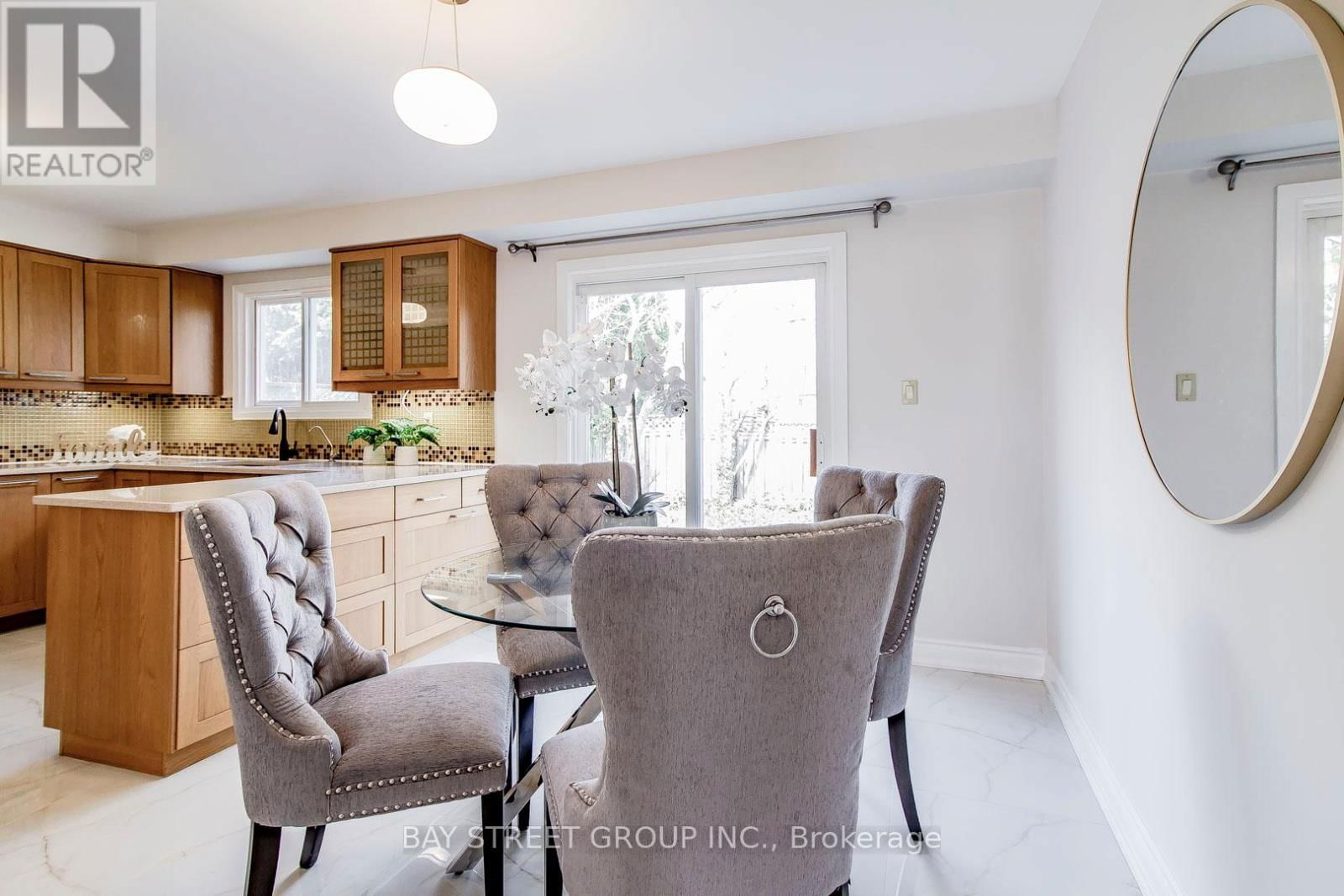 300 FINCHAM AVENUE Image 7