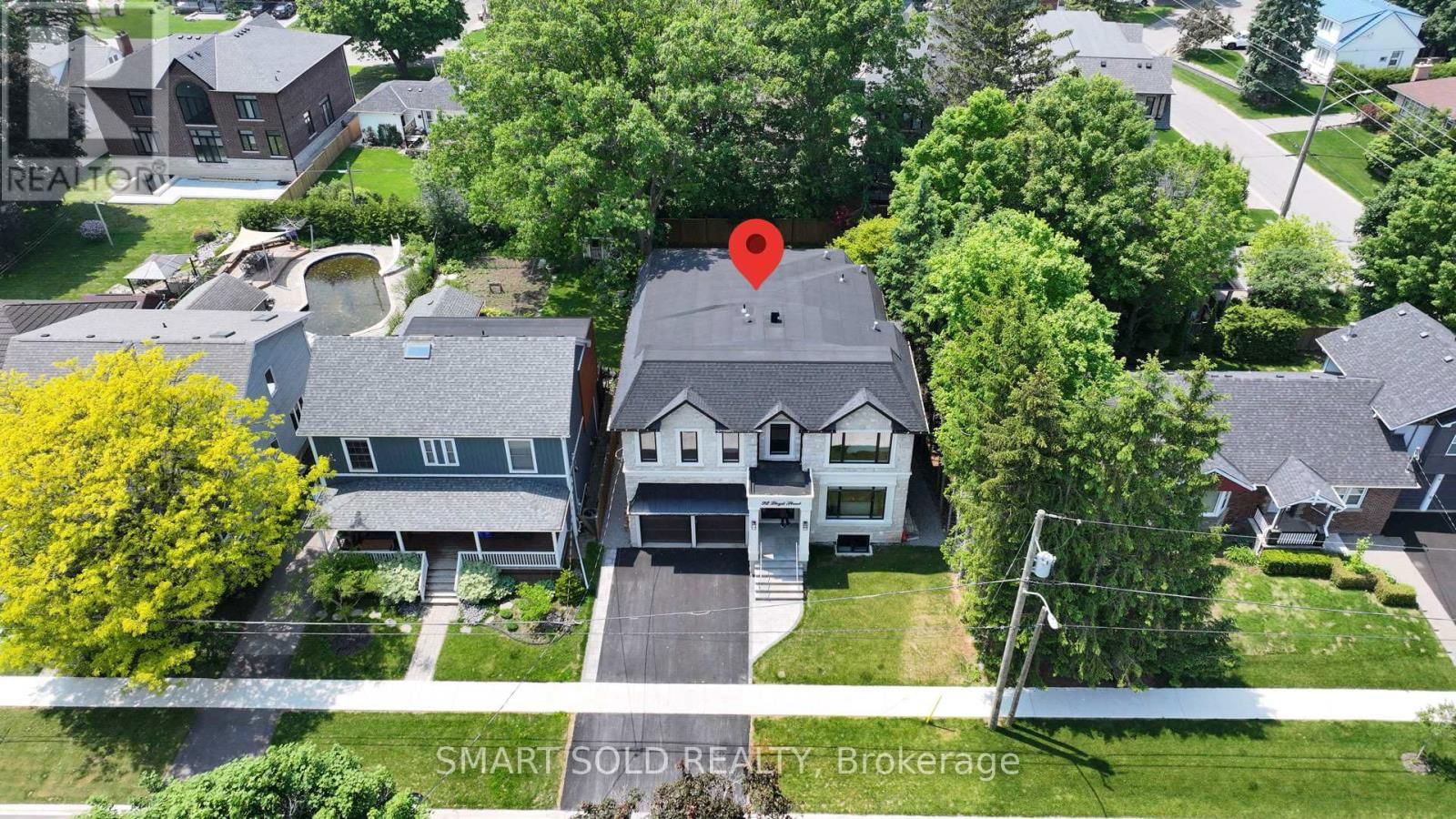 92 LLOYD STREET Image 38
