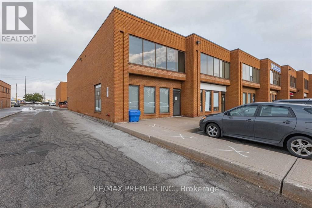 1 - 136 WINGES ROAD Image 3