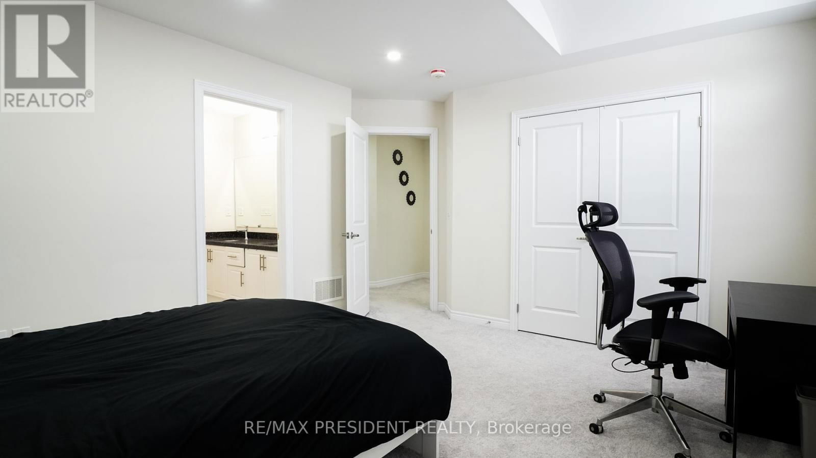 5 WILLIAM KANE COURT Image 22