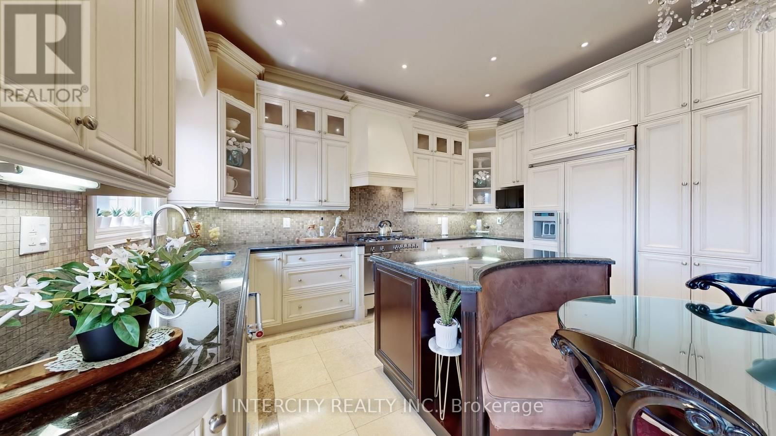 32 ALLISON ANN WAY Image 11