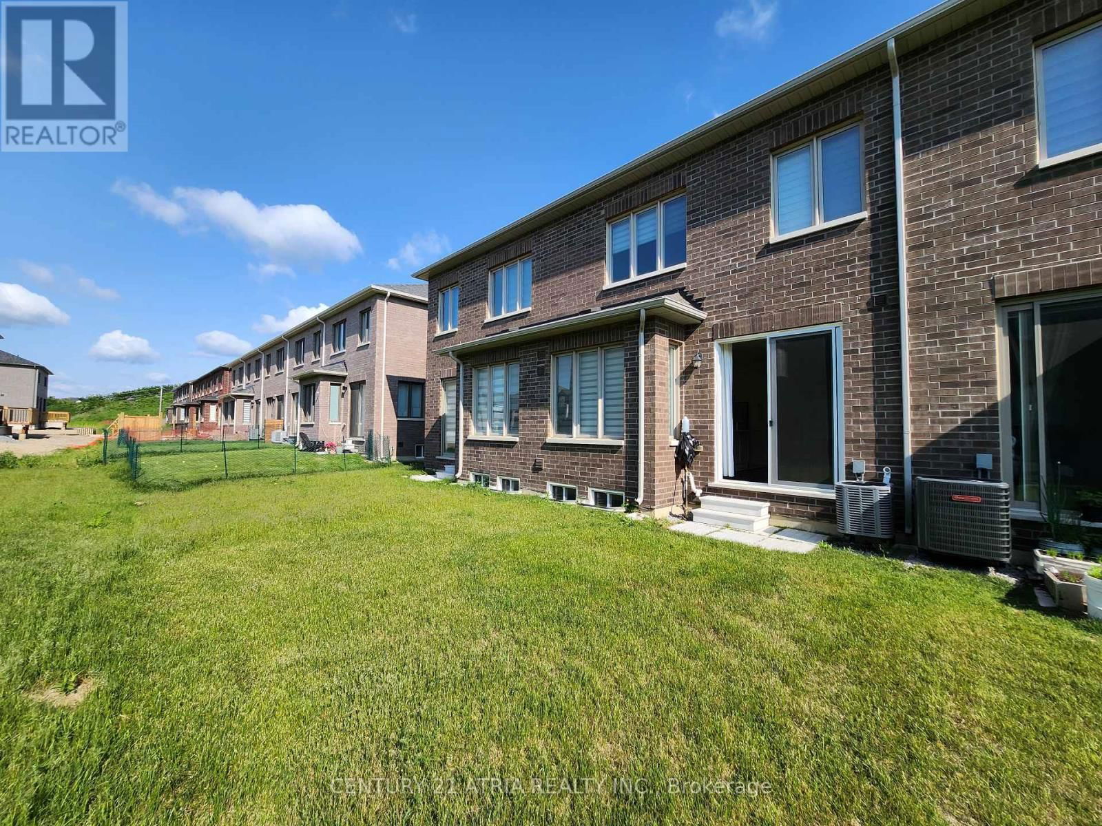 97 SCHMELTZER CRESCENT Image 29